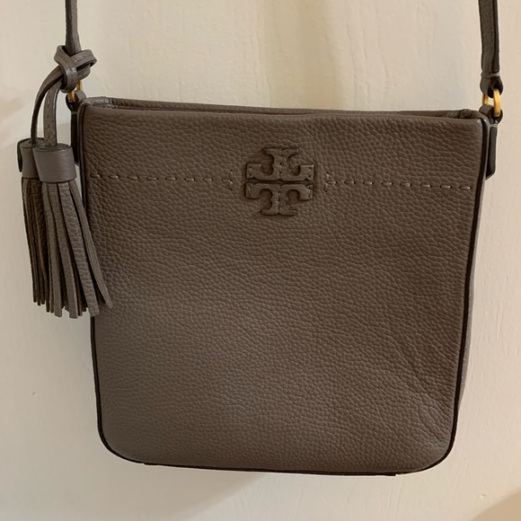 Tory Burch Handbags - Tory burch thea crossbody